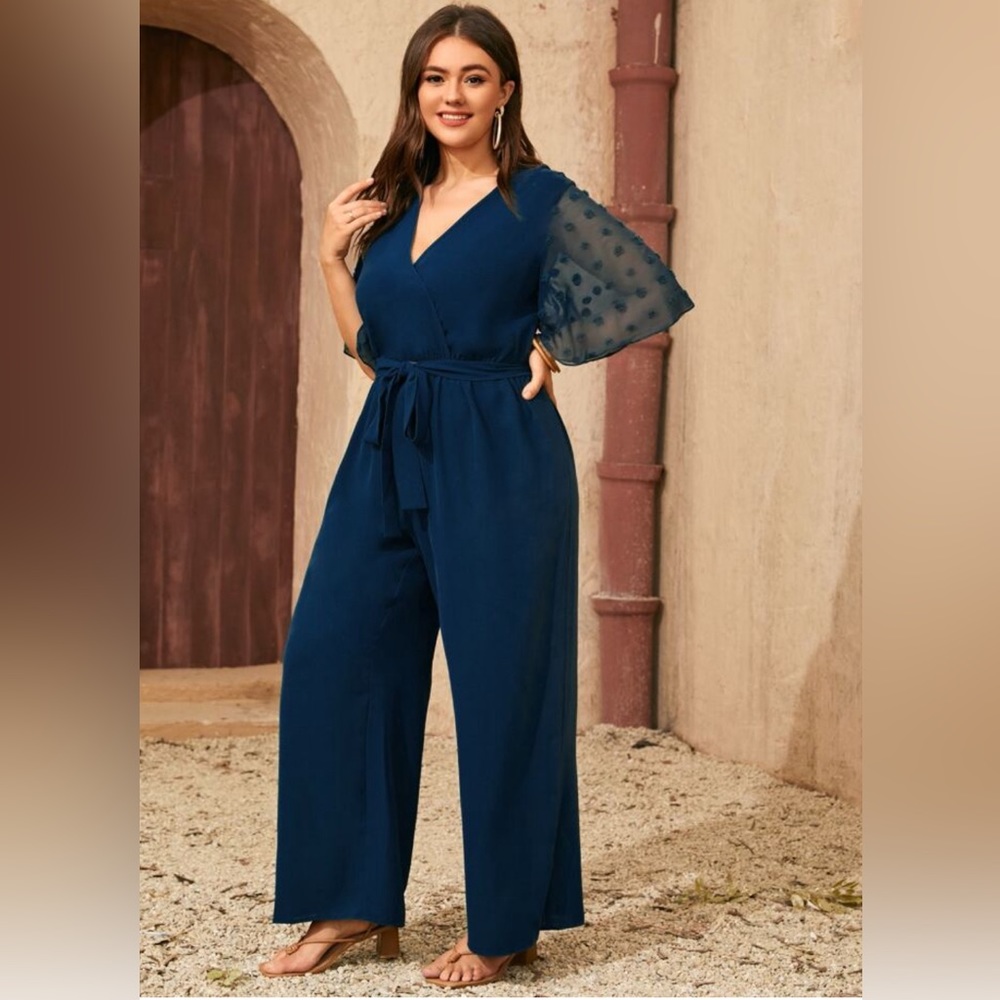 SHEIN flutter sleeve Swiss dot jumpsuit with dot detail - plus size navy